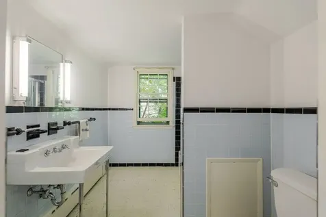 527 Crestover Drive Broadway VA 22815