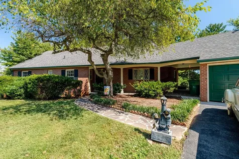 527 Crestover Drive Broadway VA 22815