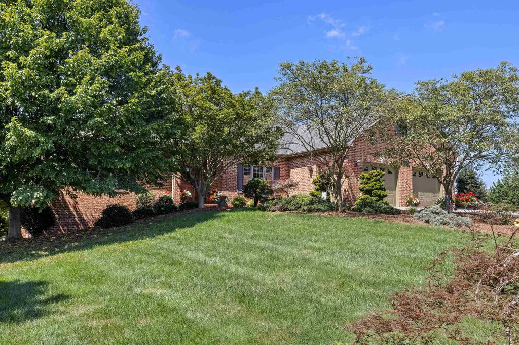 1529 Mount Crawford Avenue Bridgewater VA 22812