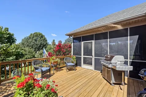 1529 Mount Crawford Avenue Bridgewater VA 22812