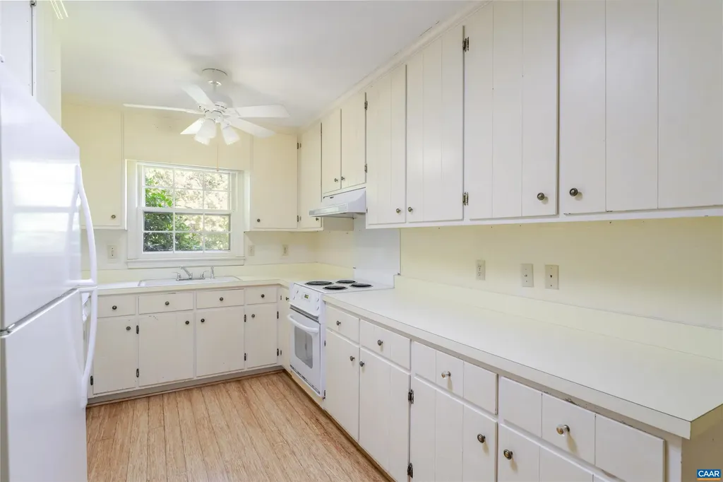 207 Surrey Road Charlottesville VA 22901