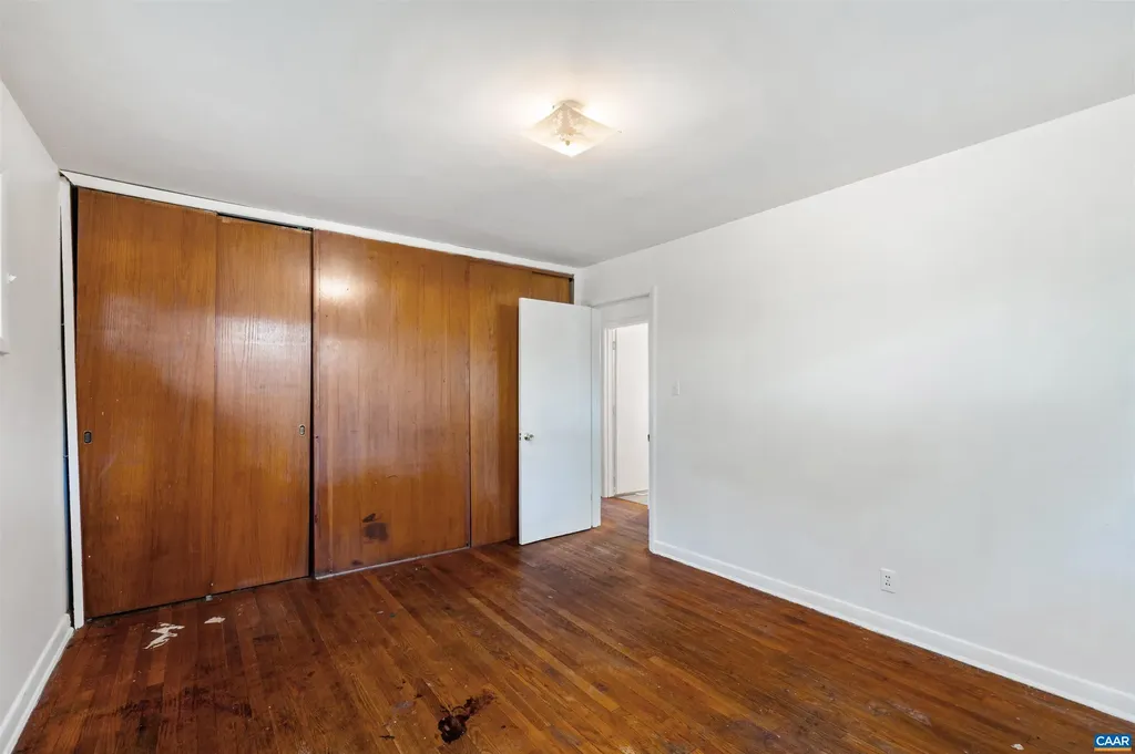 2302 Summit Road Charlottesville VA 22901