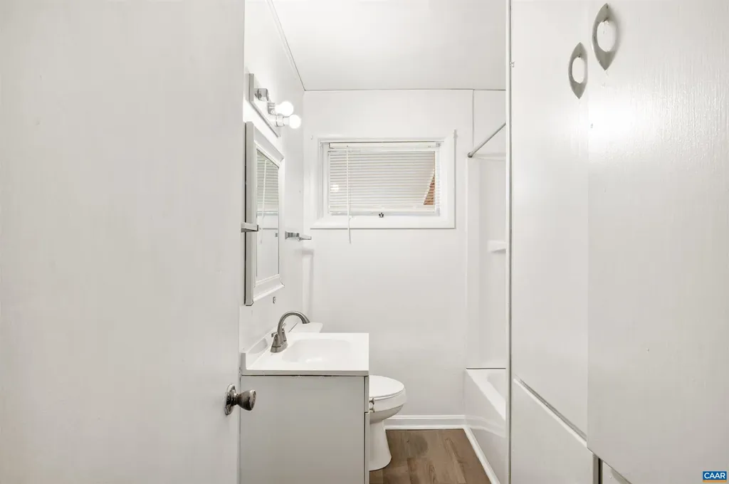 2302 Summit Road Charlottesville VA 22901