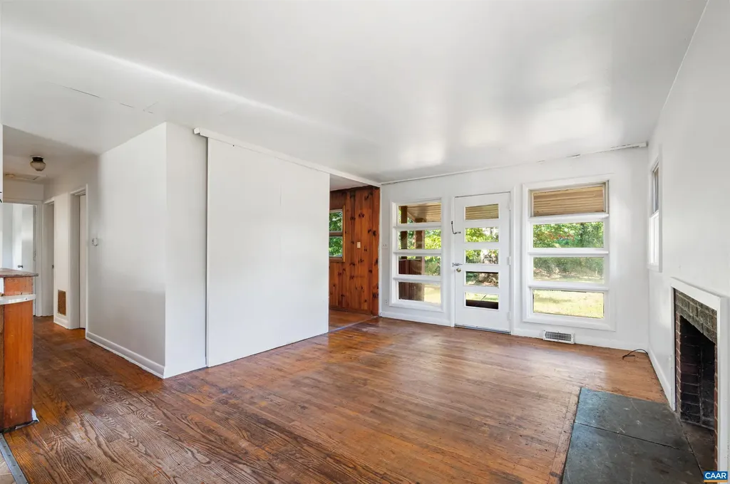 2302 Summit Road Charlottesville VA 22901