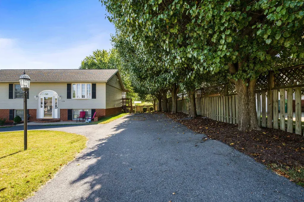 170 Morningside Drive Broadway VA 22815