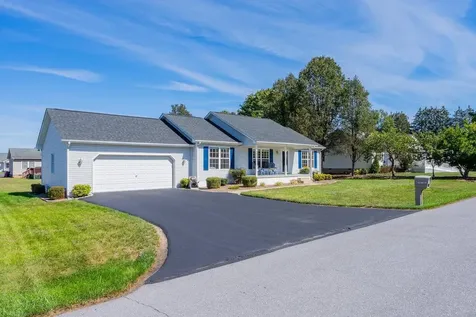 704 17th Street Grottoes VA 24441