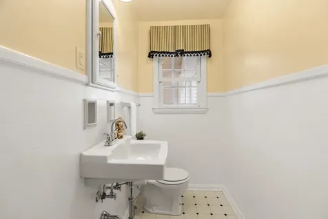 407 Crompton Road Waynesboro VA 22980