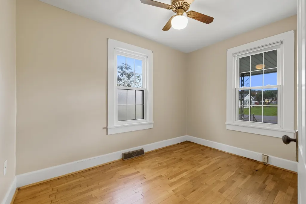 403 Lee Avenue Elkton VA 22827