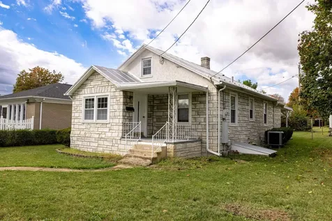 403 Lee Avenue Elkton VA 22827