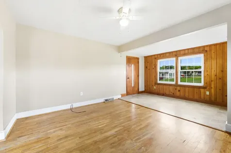 403 Lee Avenue Elkton VA 22827