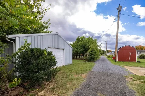 403 Lee Avenue Elkton VA 22827