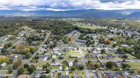 403 Lee Avenue Elkton VA 22827