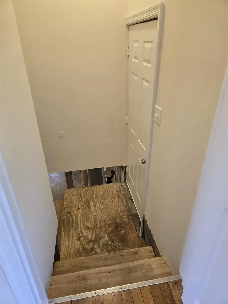 307 Spring Avenue W Elkton VA 22827