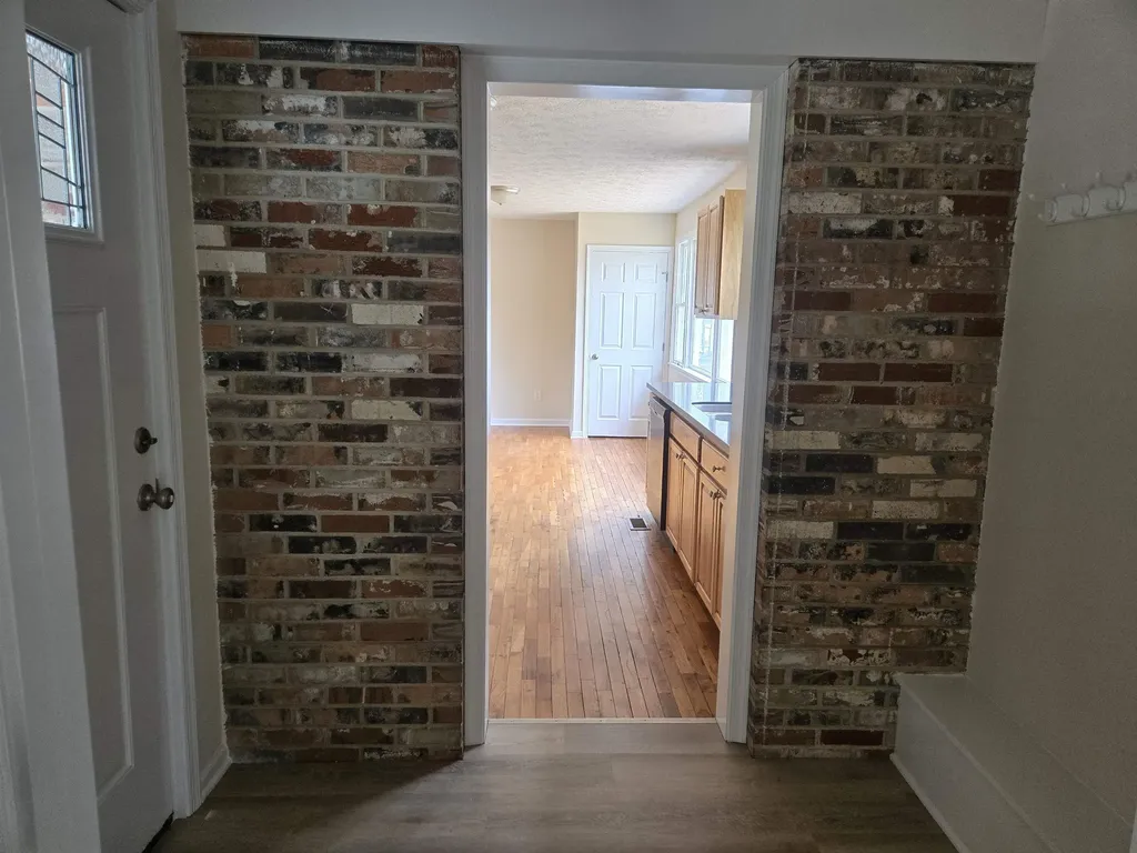 307 Spring Avenue W Elkton VA 22827