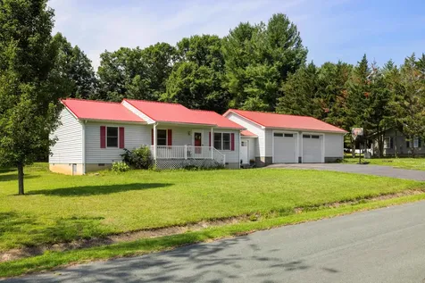 57 Greenbriar Lane Stuarts Draft VA 24477
