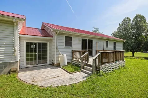 57 Greenbriar Lane Stuarts Draft VA 24477