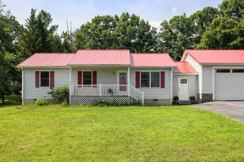 57 Greenbriar Lane Stuarts Draft VA 24477