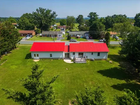 57 Greenbriar Lane Stuarts Draft VA 24477