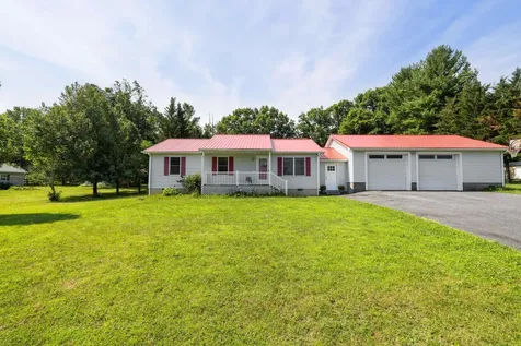 57 Greenbriar Lane Stuarts Draft VA 24477