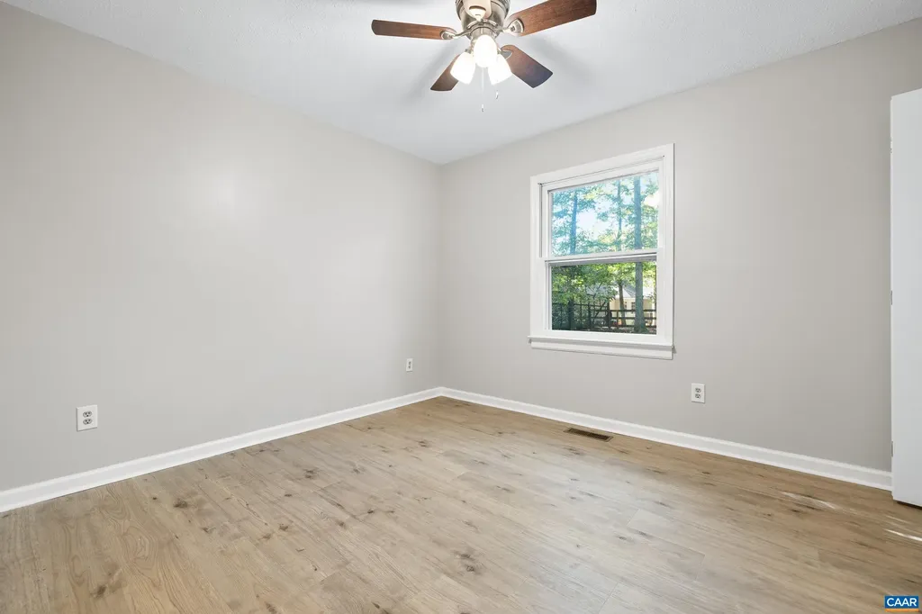 16 Wisteria Way Palmyra VA 22963