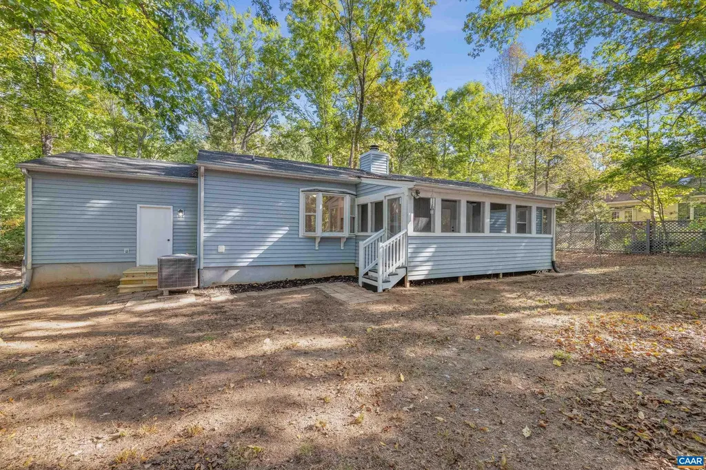 16 Wisteria Way Palmyra VA 22963