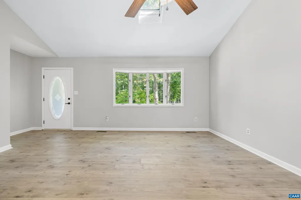 16 Wisteria Way Palmyra VA 22963