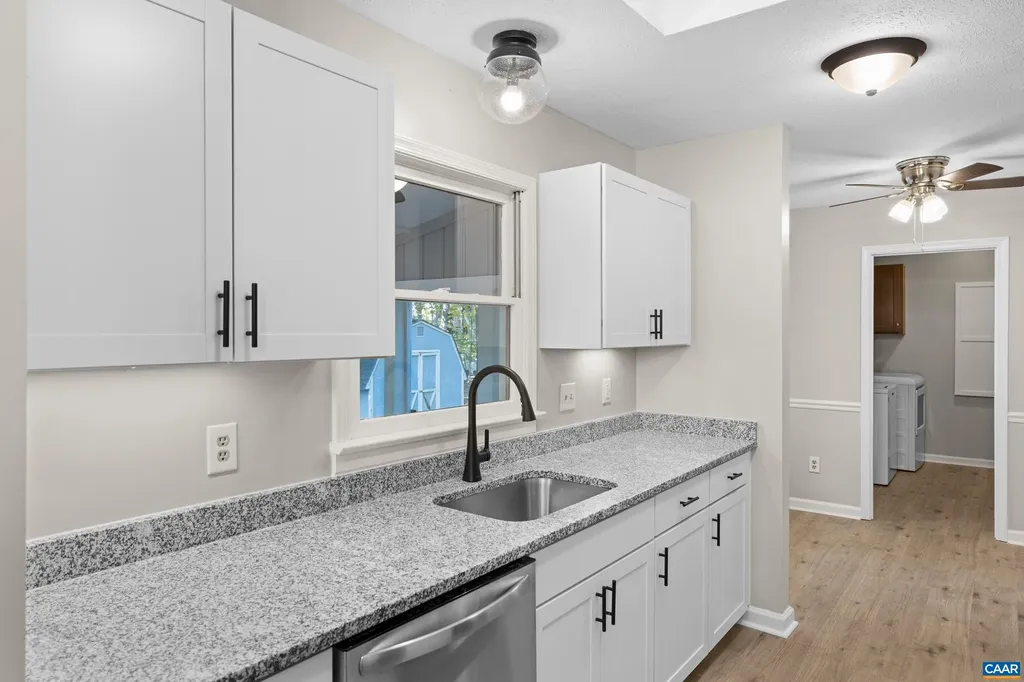 16 Wisteria Way Palmyra VA 22963