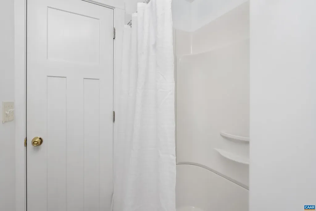 43 Daniels Road Barboursville VA 22923