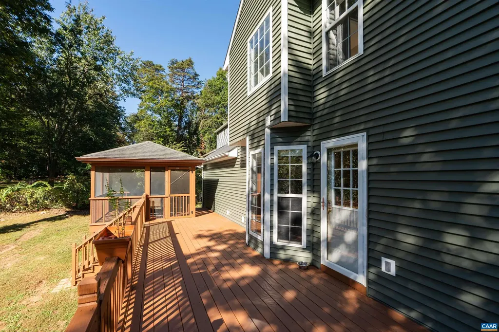 43 Daniels Road Barboursville VA 22923