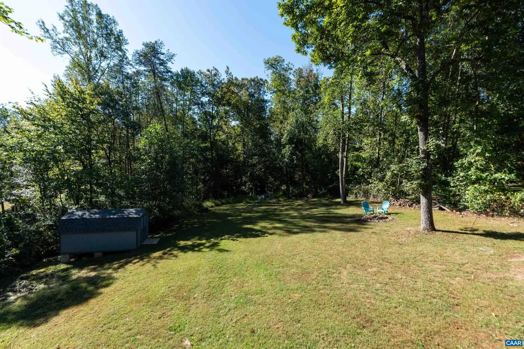 43 Daniels Road Barboursville VA 22923