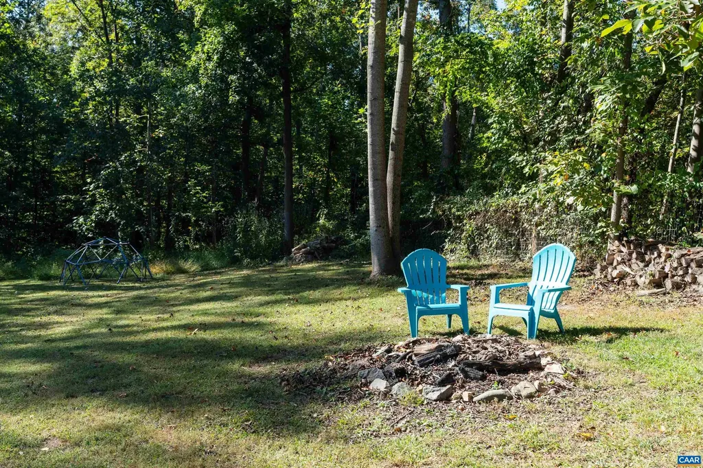 43 Daniels Road Barboursville VA 22923