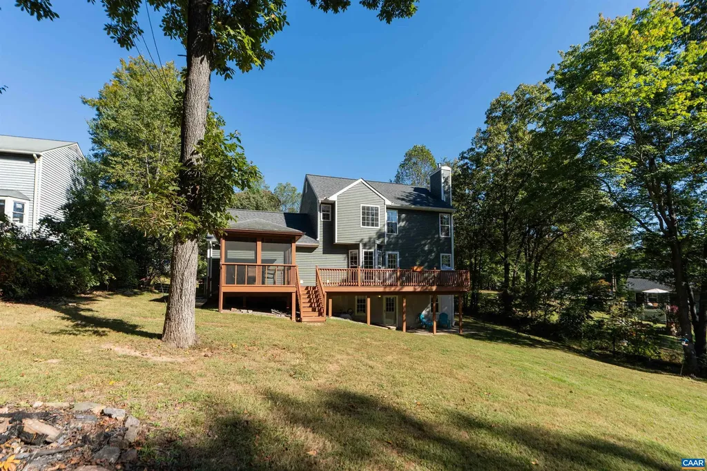 43 Daniels Road Barboursville VA 22923