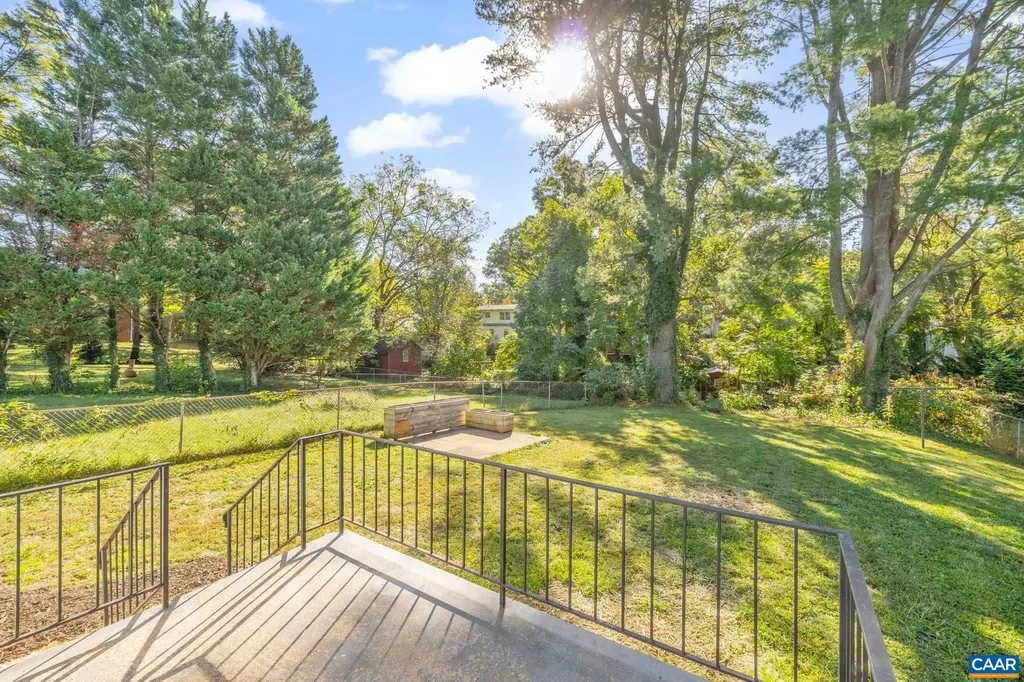 1610 Center Avenue Charlottesville VA 22903