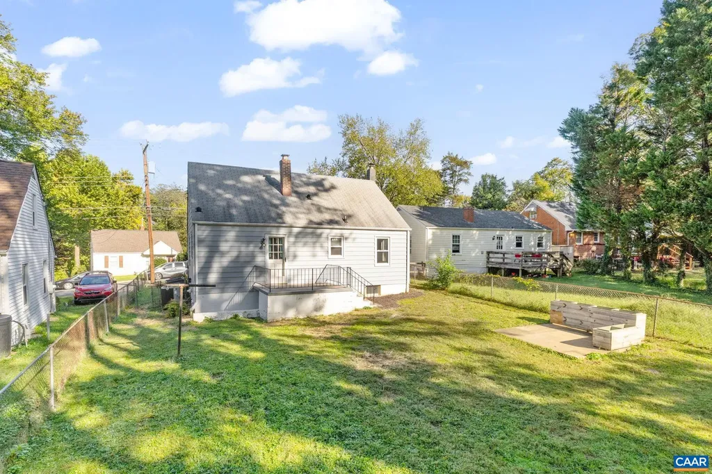 1610 Center Avenue Charlottesville VA 22903