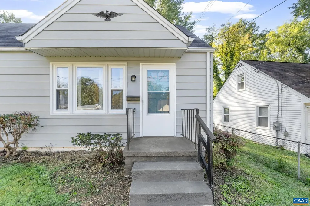 1610 Center Avenue Charlottesville VA 22903