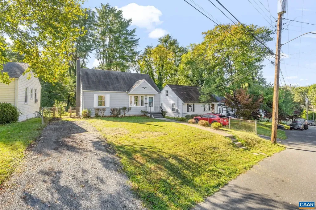 1610 Center Avenue Charlottesville VA 22903