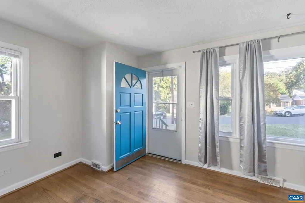 1610 Center Avenue Charlottesville VA 22903