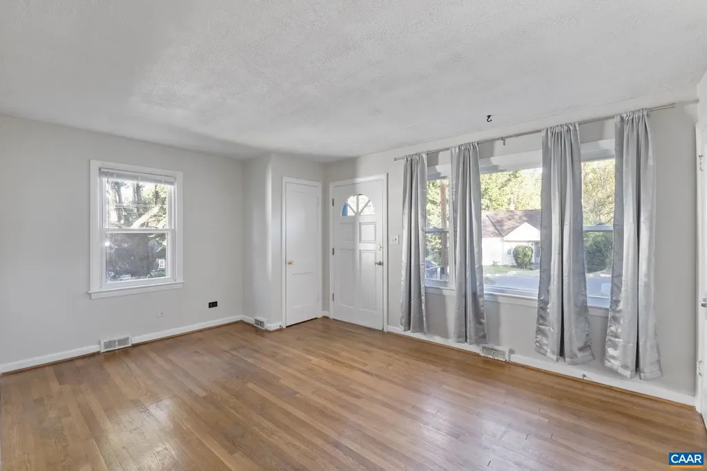 1610 Center Avenue Charlottesville VA 22903