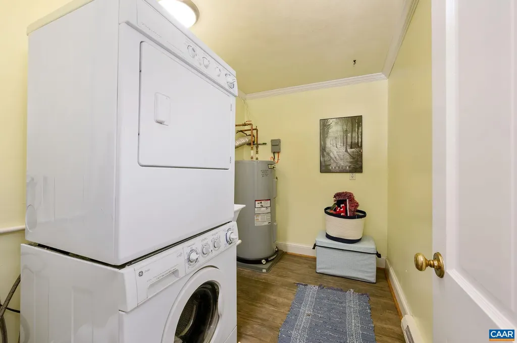 1619 Inglewood Drive Charlottesville VA 22901