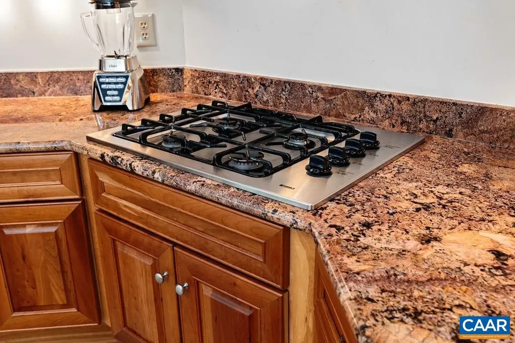 215 Rosewood Drive Nellysford VA 22958