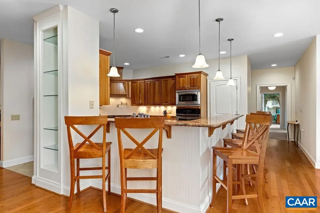 215 Rosewood Drive Nellysford VA 22958