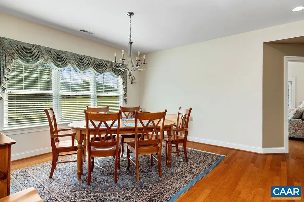 215 Rosewood Drive Nellysford VA 22958