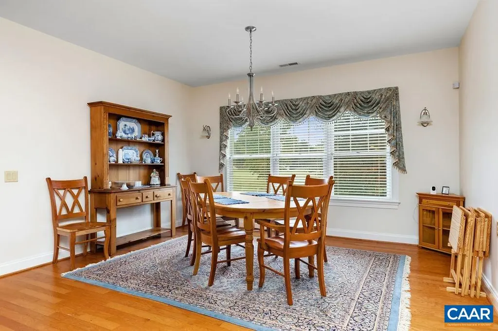 215 Rosewood Drive Nellysford VA 22958