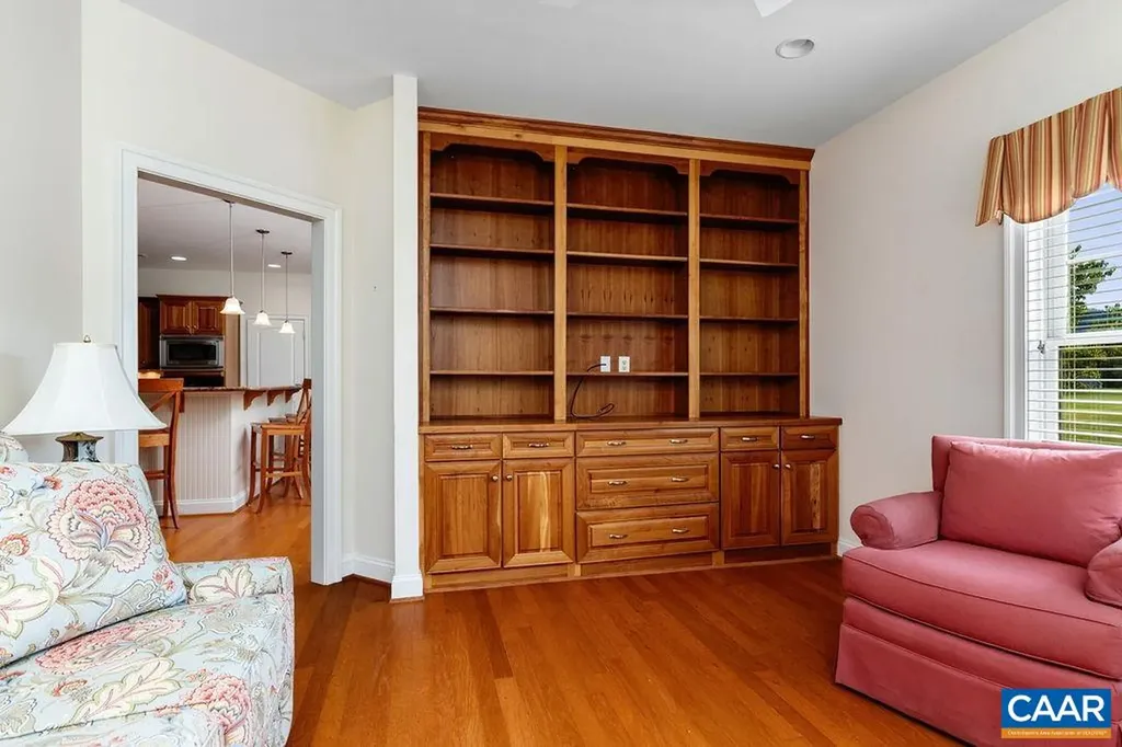 215 Rosewood Drive Nellysford VA 22958