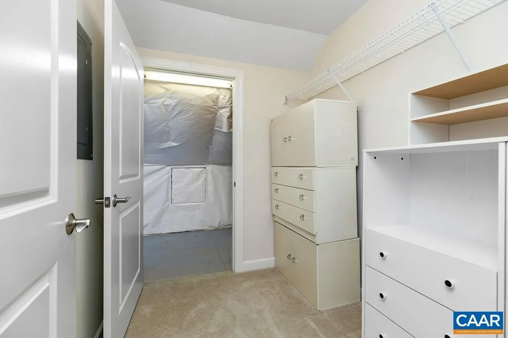 215 Rosewood Drive Nellysford VA 22958