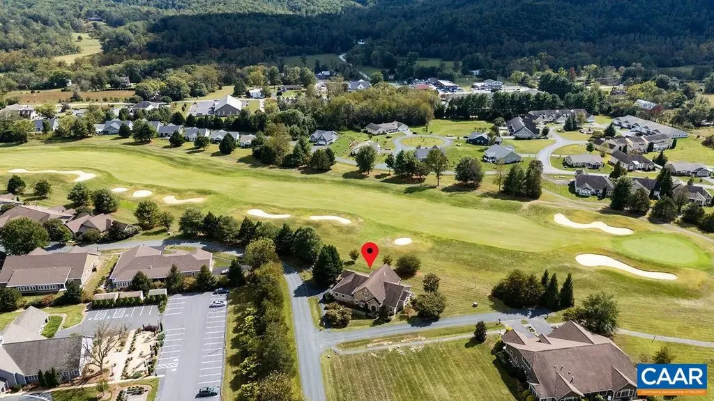 215 Rosewood Drive Nellysford VA 22958