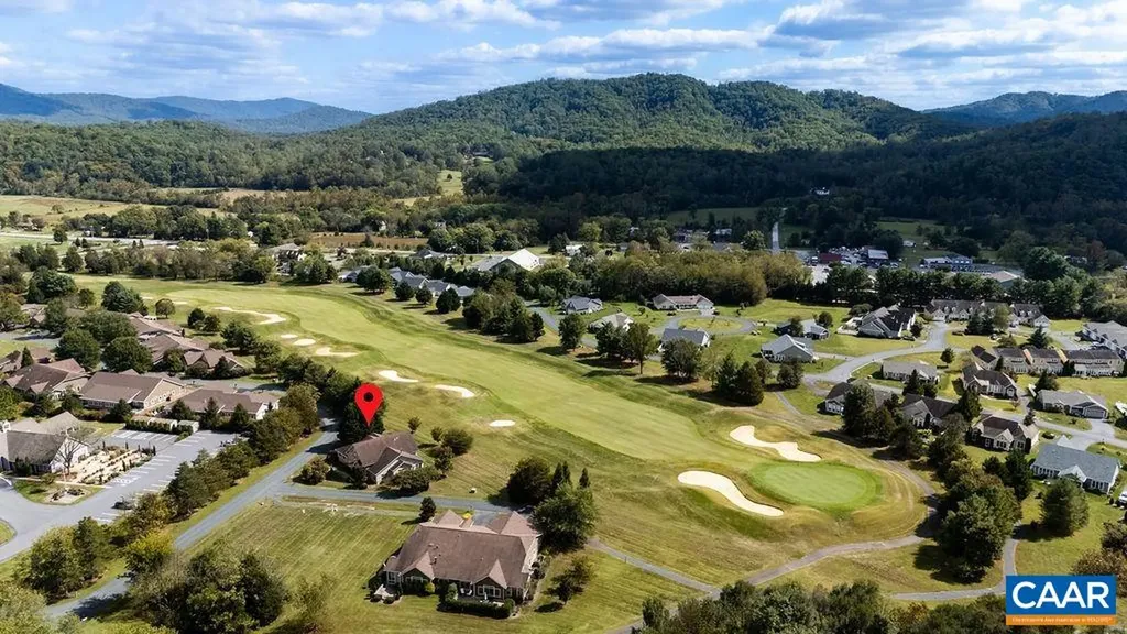 215 Rosewood Drive Nellysford VA 22958