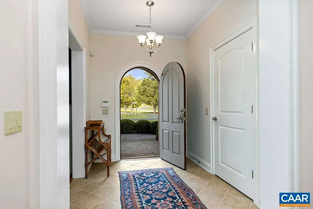 215 Rosewood Drive Nellysford VA 22958