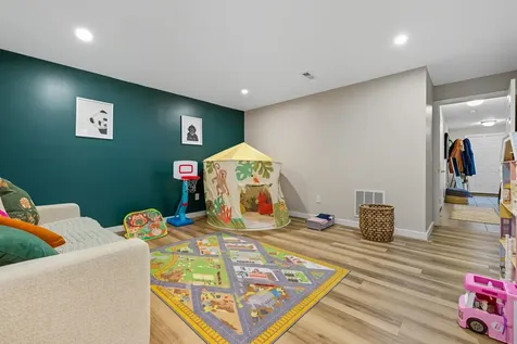 2208 Lapis Lane Harrisonburg VA 22801