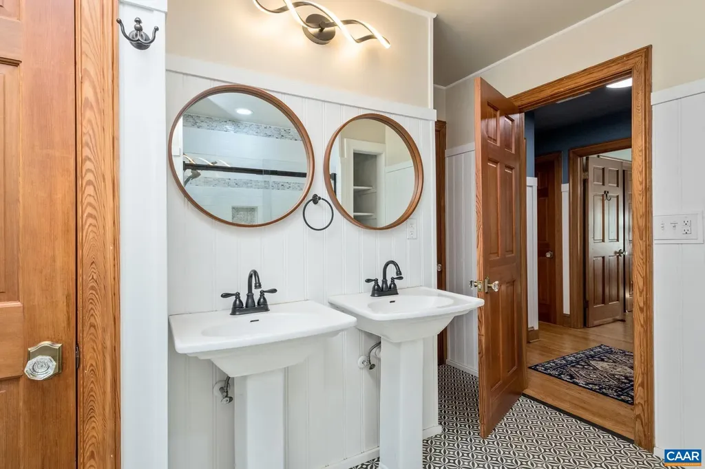 5003 Watts Passage Charlottesville VA 22911